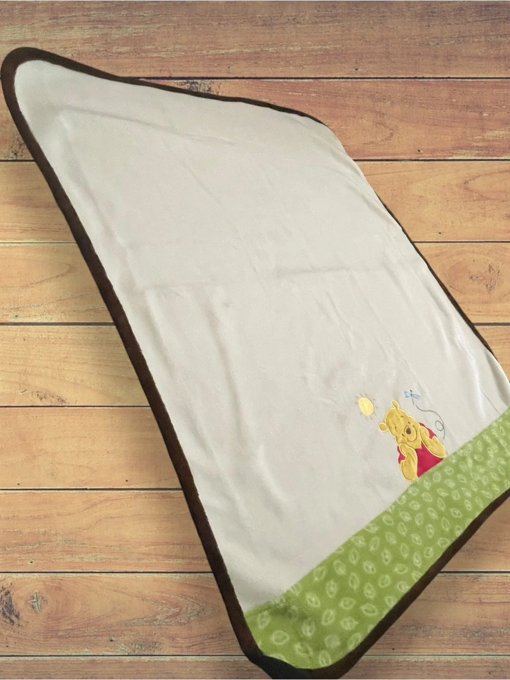 Disney Baby Winnie the Pooh Fleece Blanket Green Leaf Border Brown Trim 30x40